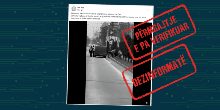 Pretendohet rrejshëm se pamjet paraqesin shërbimin ushtarak në Kiev, duke rekrutuar me forcë një qytetar ukrainas