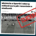 Titulli nuk qartëson se bëhet fjalë për renovimin e stadiumit në Gjakovë, ndërsa fotografia shfaq pamjet e stadiumit “Fadil Vokrri” në Prishtinë
